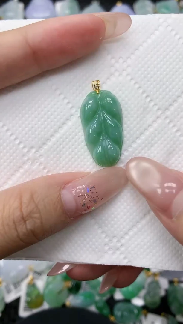 颈饰未镶嵌翡翠1111111111