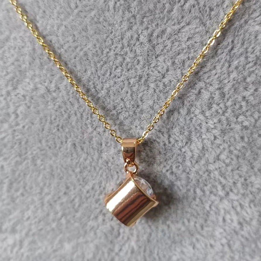 吊坠 B13收藏级别时尚轻奢 金色吊坠项链