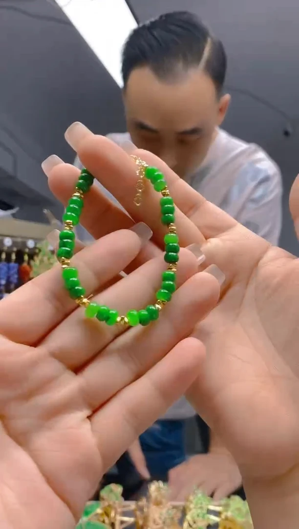 【闪购商品】翡翠耳饰合金77翡翠手链