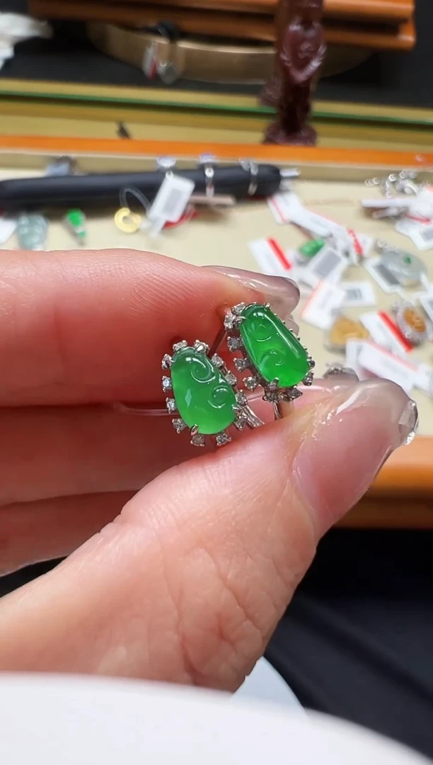 翡翠18K金镶嵌耳饰DFZ0705-25