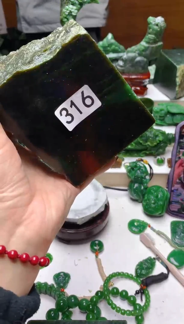 未镶嵌和田玉珠宝半成品2