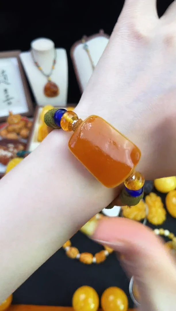 琥珀未镶嵌珠宝奇石柒月