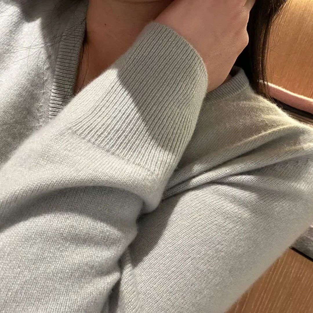 君怡【女士新款针织小v领】100山羊绒