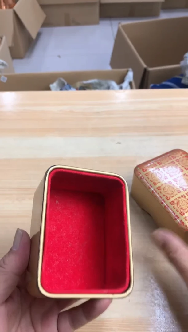 默认微瑕，no退no换，介意勿拍