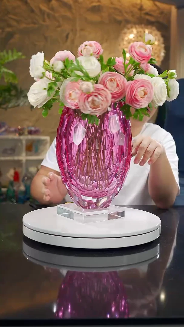 摆件设计款金红凹切面花瓶小号