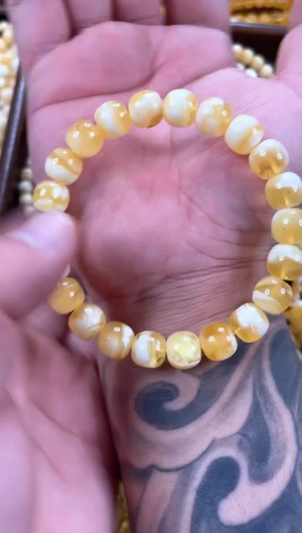 未镶嵌琥珀裸石C6  11左右