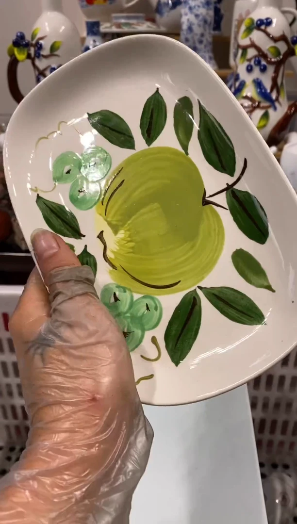 ?**茹中古回流 谨慎参拍