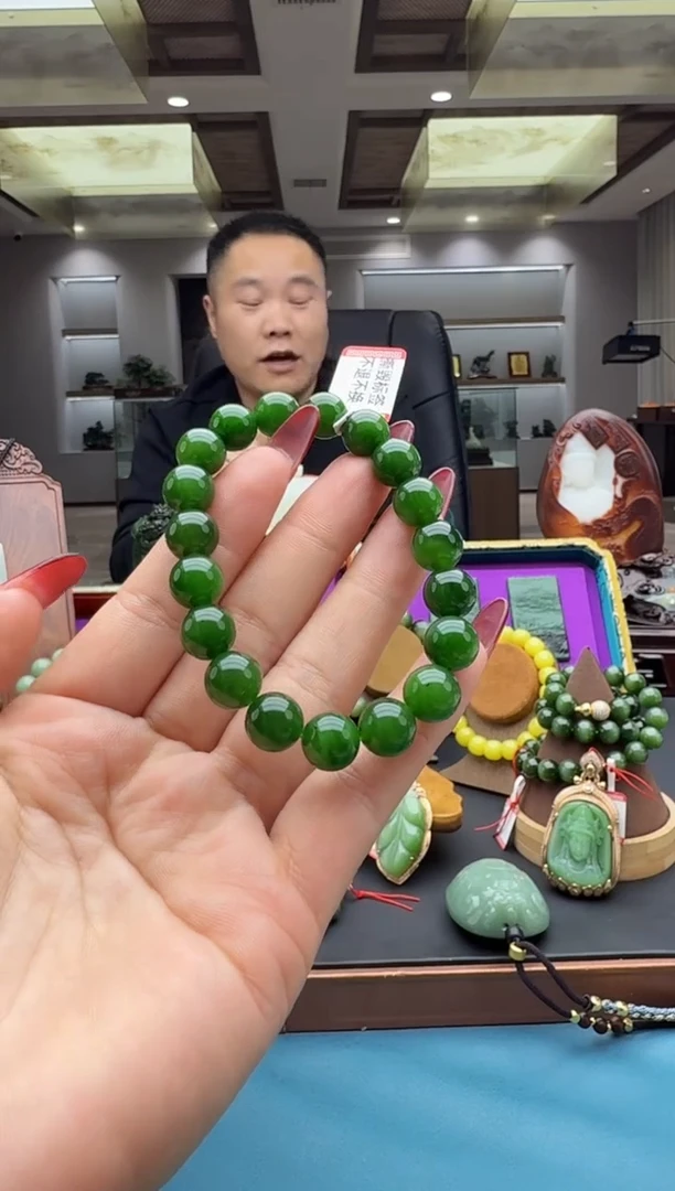 未镶嵌手串和田玉用****81