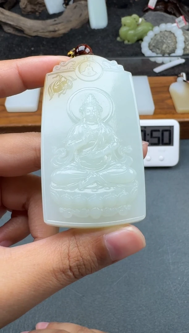 颈饰未镶嵌和田玉1