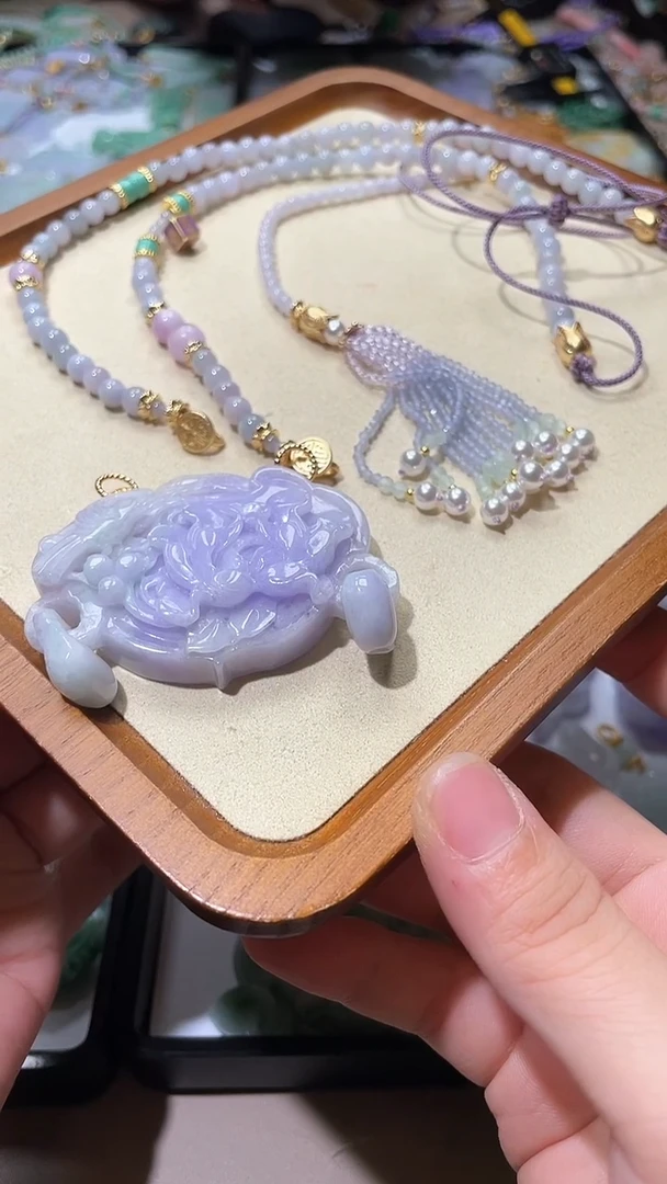 【闪购商品】翡翠颈饰未镶嵌吊坠