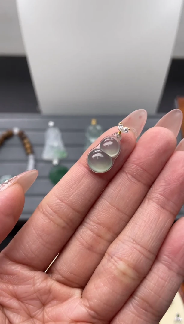 颈饰18K金镶嵌翡翠(26号链接)纯天然A货缅甸翡翠