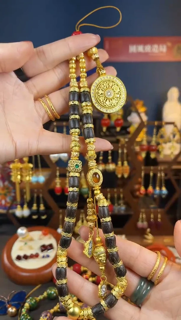 【闪购商品】黑色桶珠珐琅手机链