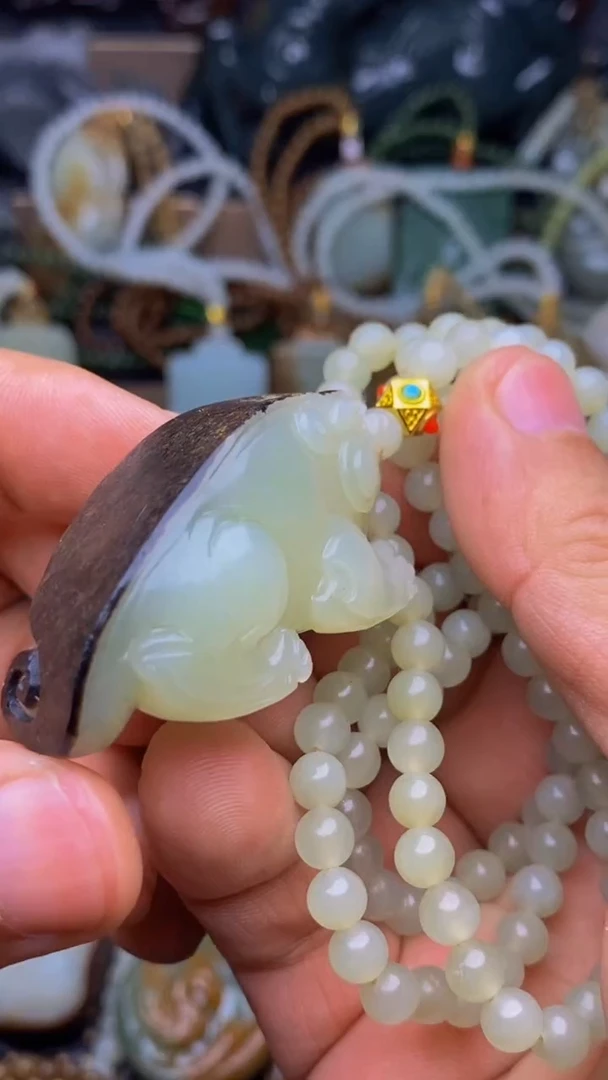 未镶嵌和田玉挂件1