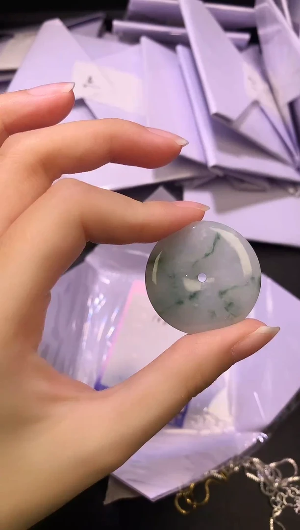 翡翠未镶嵌吊坠(不含链)天然缅甸翡翠A货