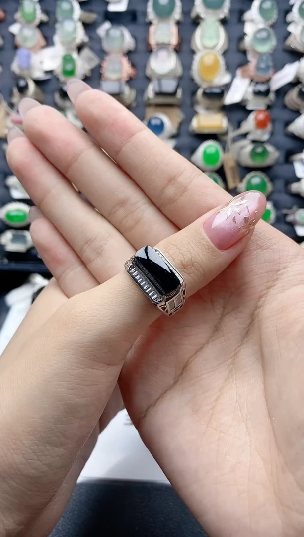 【闪购商品】翡翠戒指银S925镶嵌天然A货翡翠戒指