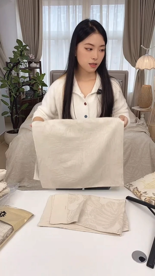 被罩+俩个枕套   2*2.3m