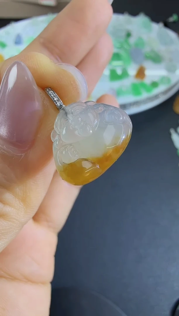 颈饰18K金镶嵌翡翠H1026-1501-38