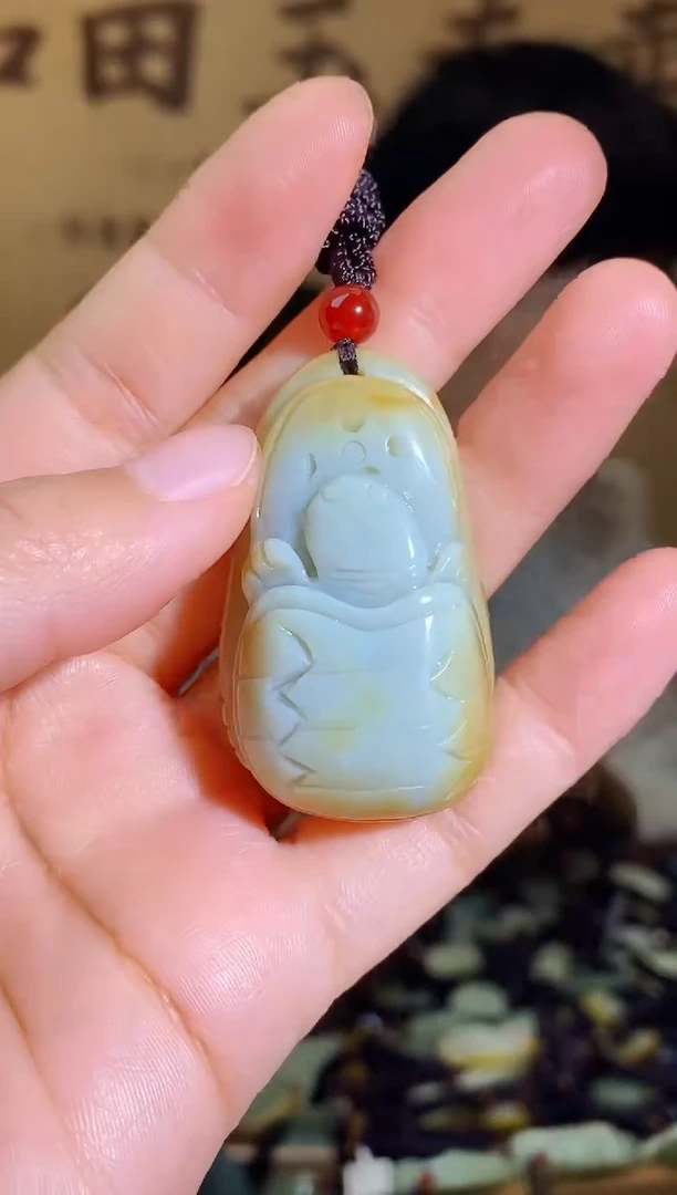 颈饰未镶嵌和田玉1