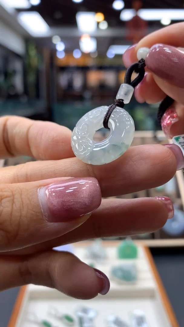 颈饰未镶嵌翡翠甜甜圈