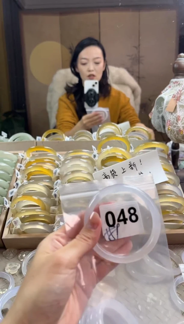 手镯玛瑙/玉髓未镶嵌048