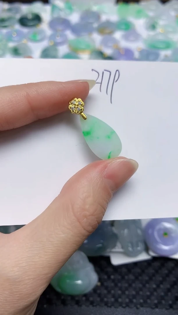 翡翠未镶嵌颈饰1111111111111