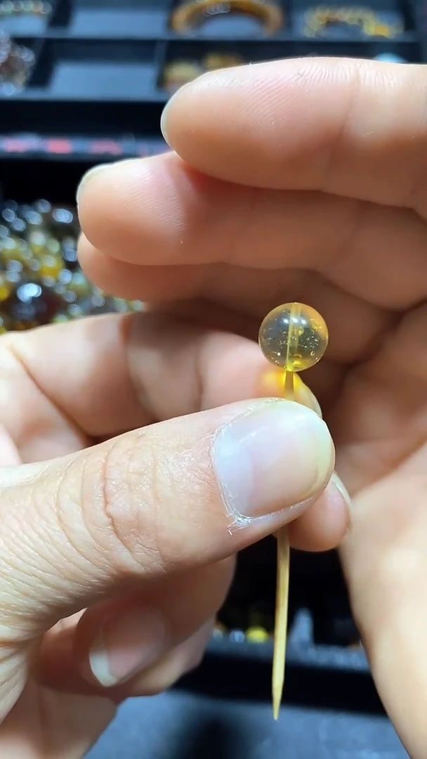 琥珀颈饰未镶嵌天然缅甸琥珀单珠