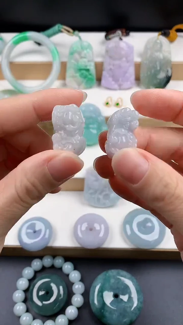 颈饰未镶嵌翡翠天然翡翠吊坠挂件