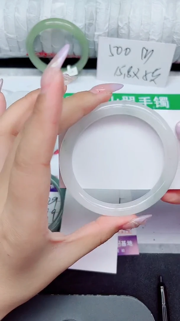未镶嵌手镯石英质玉330-61/62