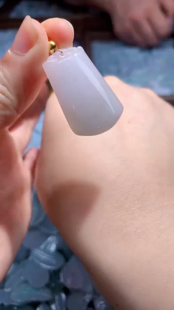 翡翠未镶嵌颈饰翡翠A货（不含链）