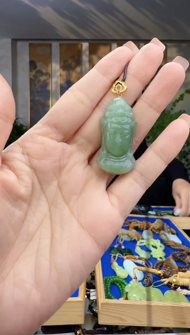 未镶嵌和田玉挂件拍一发一