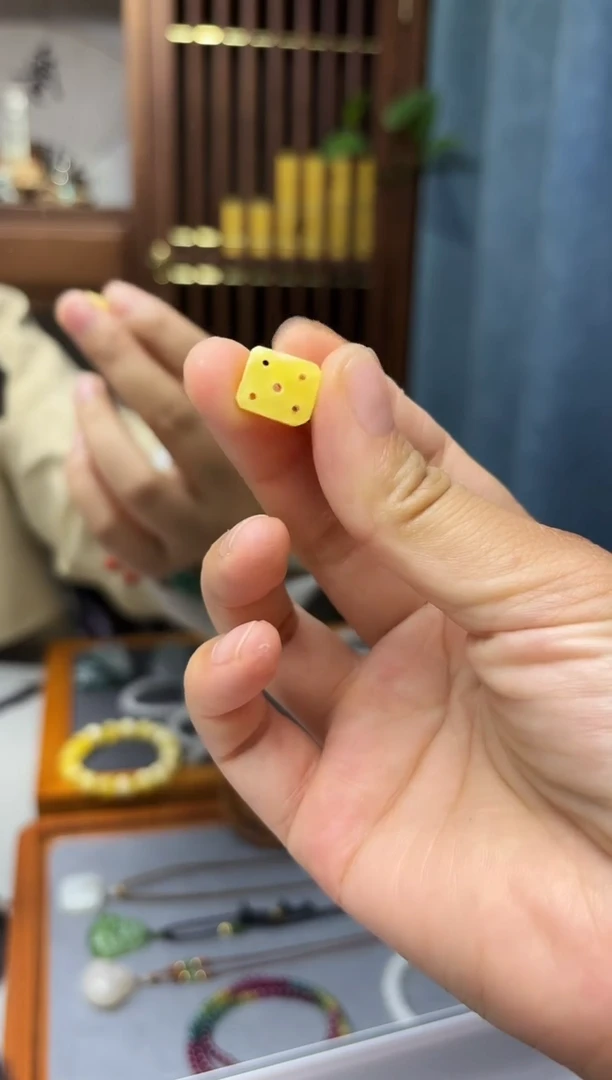 裸石蜜蜡未镶嵌蜜蜡牌子配饰GW