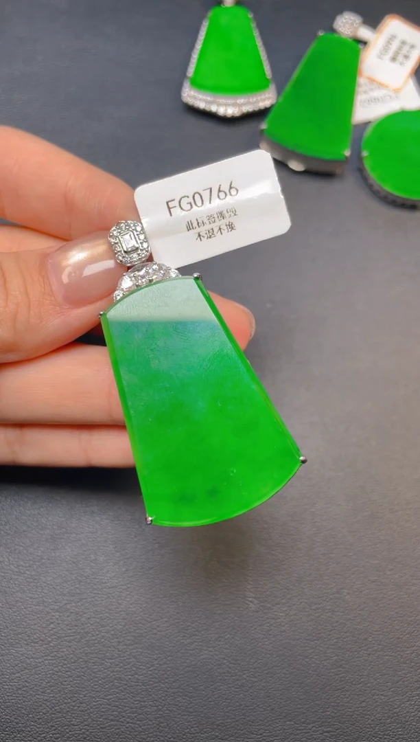 吊坠(不含链)银S925镶嵌翡翠吊坠