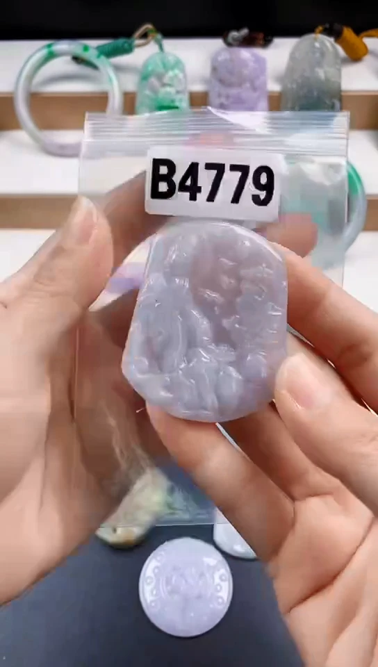 颈饰未镶嵌翡翠天然翡翠吊坠挂件