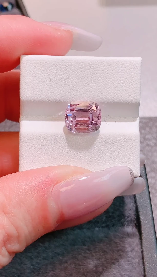 未镶嵌锂辉石裸石4.79ct