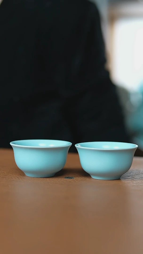 瓷片仿古宋臻釉小压手杯一对微瑕