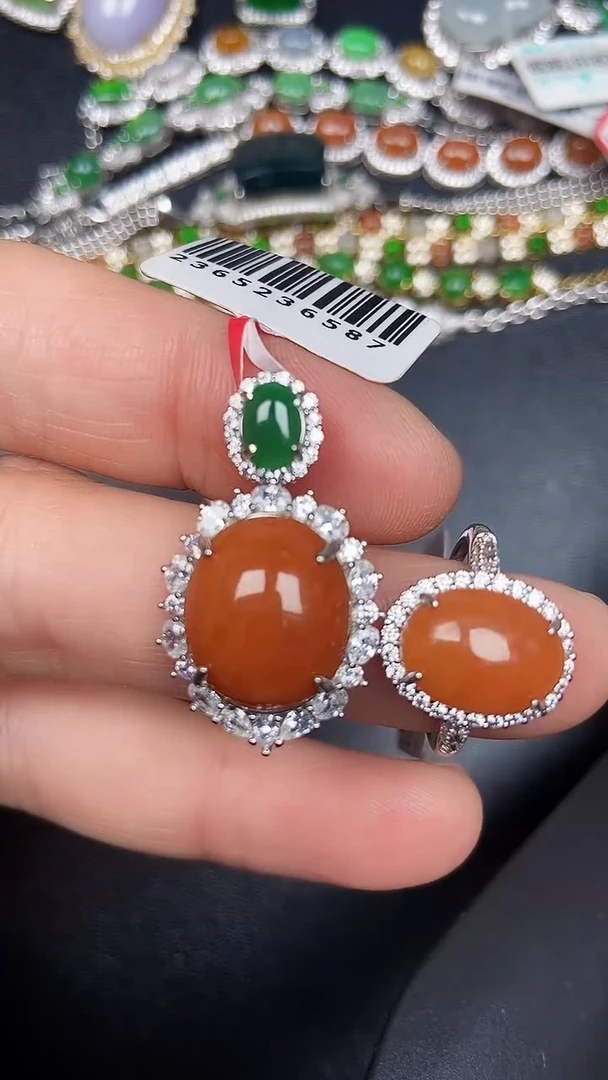 银S925镶嵌戒指翡翠6700