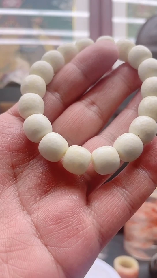 【闪购商品】香榧木104香榧木质手串工艺品