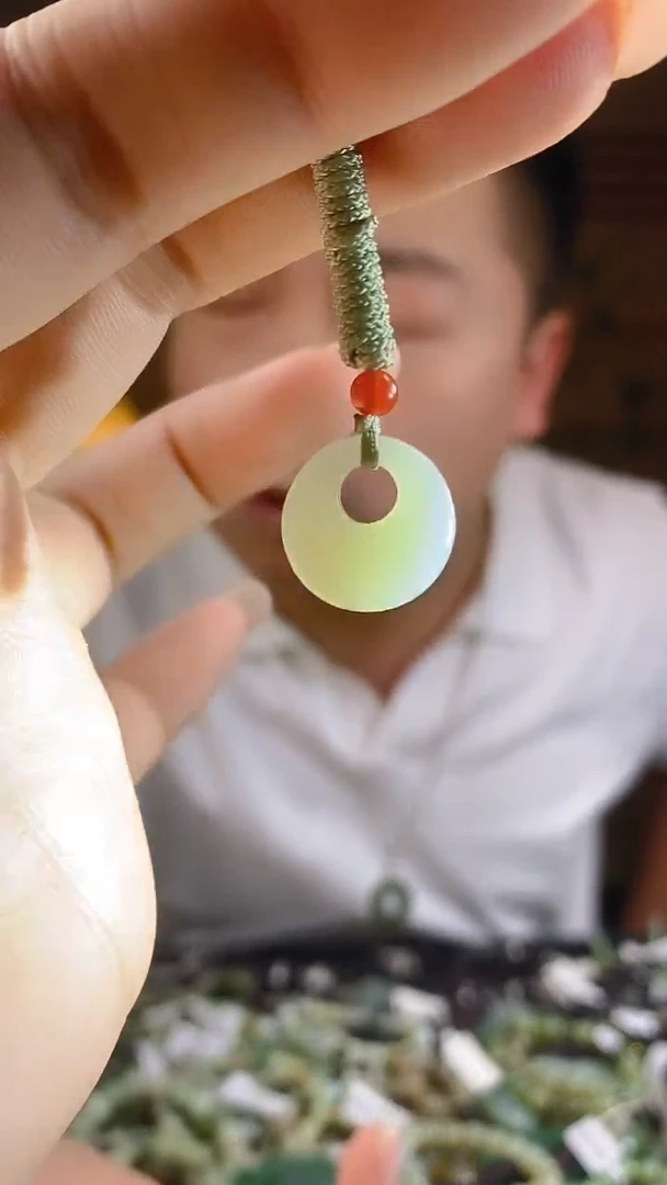 和田玉未镶嵌颈饰多样性发货，拍一发一