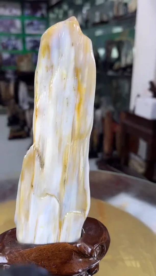 缅甸天然树化玉摆件