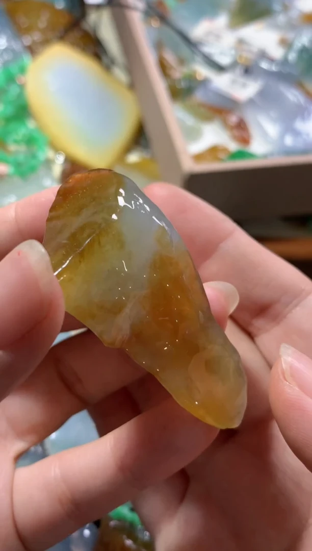 翡翠未镶嵌吊坠(不含链)吊坠