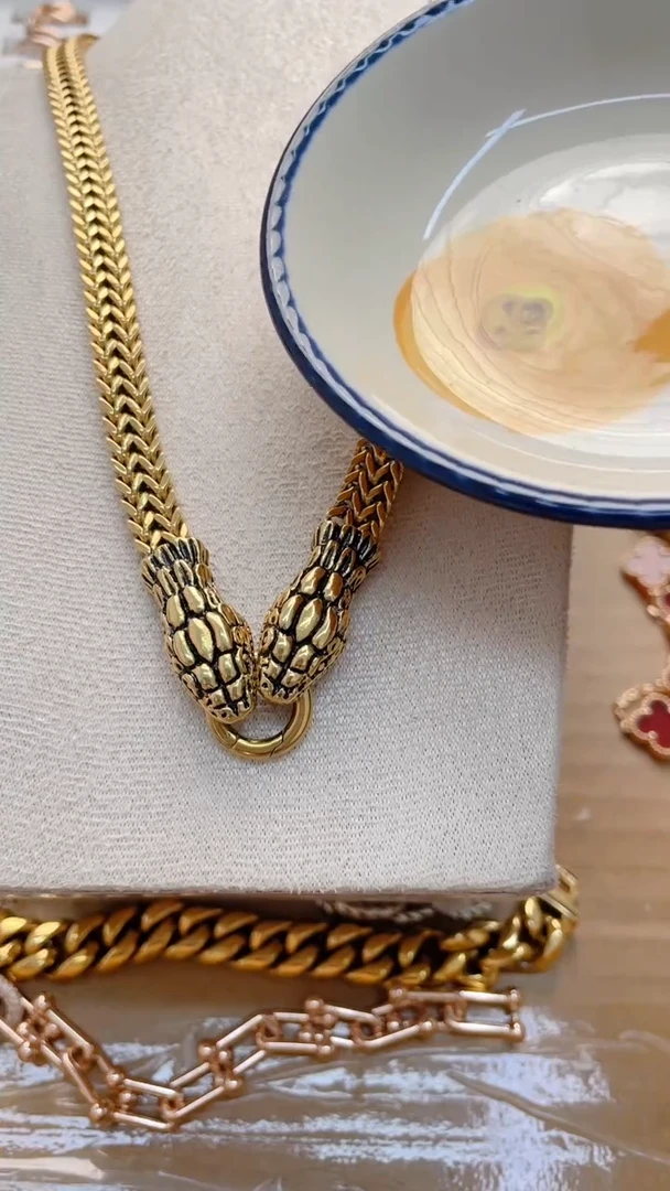 瓷片AAAAAAAAAAAAAAAA