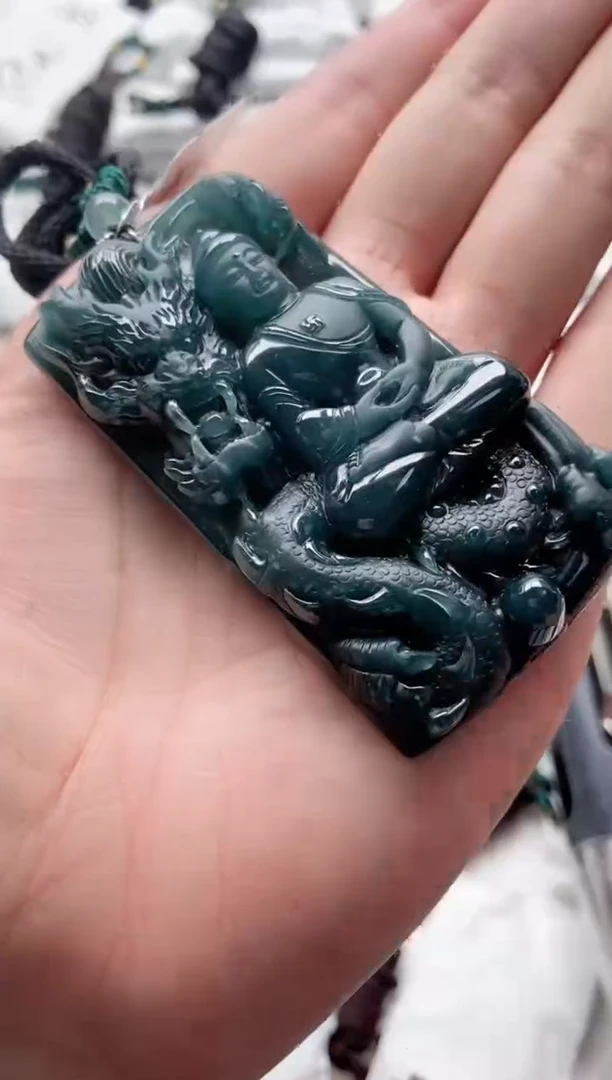 翡翠未镶嵌颈饰8888888888