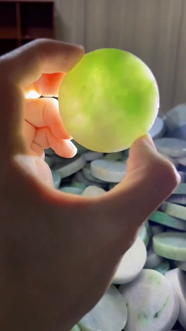翡翠裸石缅甸翡翠A货文7456