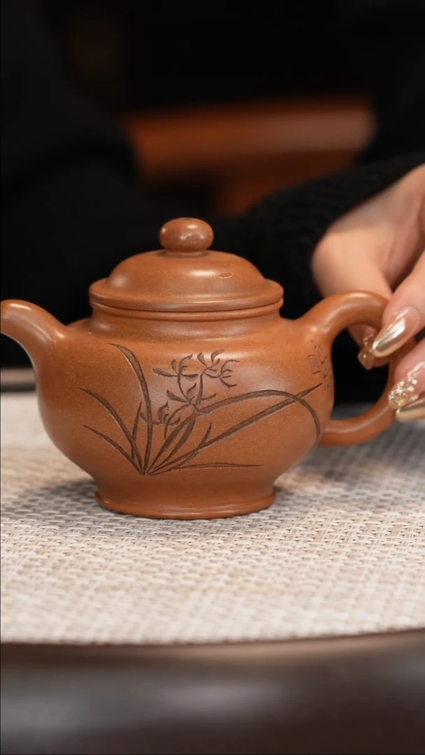 邵忠源 掇只 玉砂段 160c/龙笔筒/掇只壶承