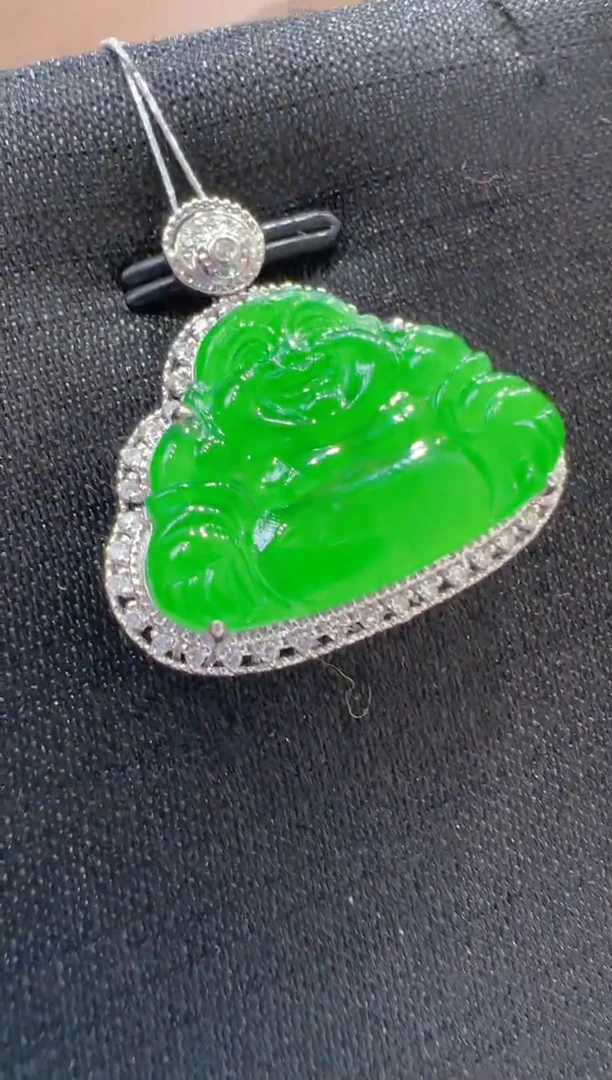 【闪购商品】翡翠吊坠(不含链)18K金镶嵌