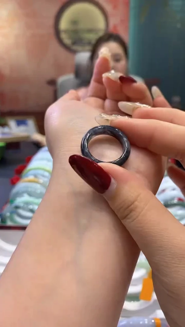 【闪购商品】翡翠戒指未镶嵌多人0005039