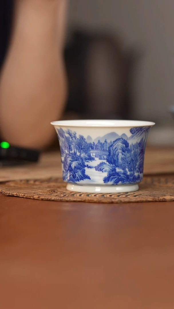 杯看山柴窑青花山水