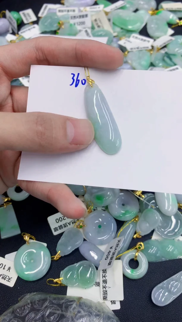 颈饰未镶嵌翡翠111111
