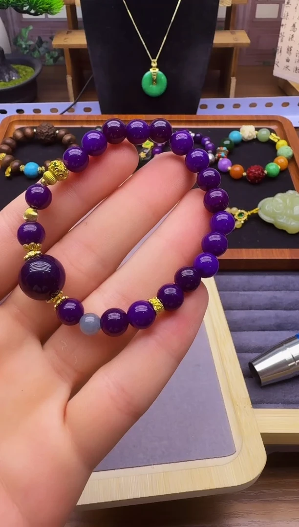 14K金镶嵌苏纪石（舒俱来）手链S203