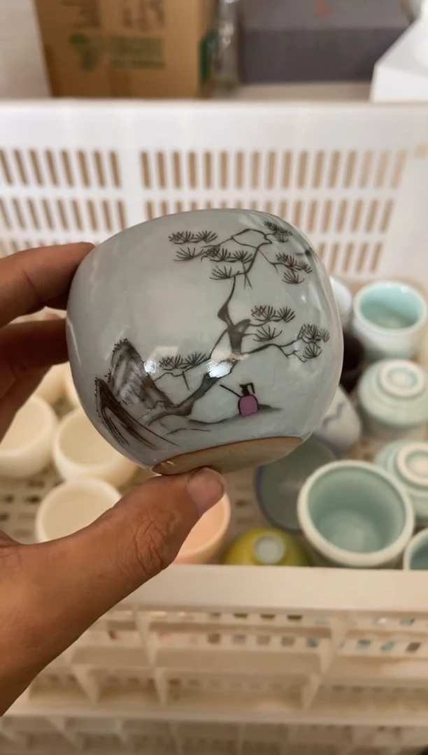 无运费险有瑕疵的摄影的产品有使用过的痕迹有点脏介意勿拍